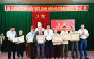 Đảng ủy xã Xuân Sinh tổ chức Lễ trao huy hiệu đảng cho đảng viên đợt 03/02 năm 2023