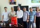 Đồng chí Bí thư Huyện uỷ Thọ Xuân Lê Đình Hải thăm, tặng quà gia đình người có công nhân kỷ niệm 50 năm Ngày Giải phóng miền Nam, thống nhất đất nước