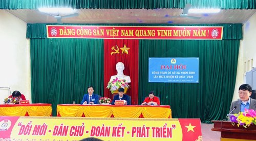 Lân.jpg