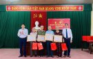 Đảng bộ Xuân sinh trao huy hiệu đảng cho đảng viên đợt 02/9/2023